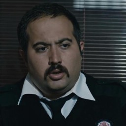Hüseyin Turunç as Hüseyin