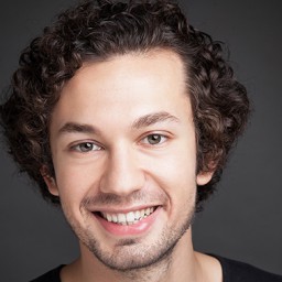 Efecan Şenolsun as Yakup