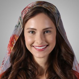 Jessica May Drociunas as Bella Bozok