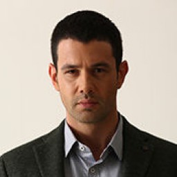 Keremcem as Ateş German