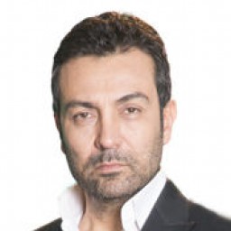 Saruhan Hünel as Kenan Güner