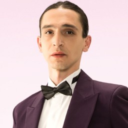 Ahmet Melih Yilmaz as Şinasi