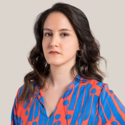 Deniz Cengiz as Hanım Gürler