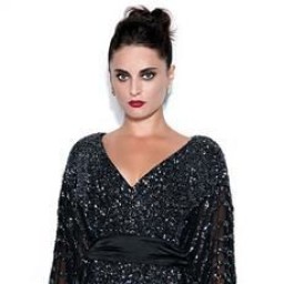 Aslihan Gürbüz as Merve
