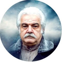Serdar Gökhan as Mirza Mehmet Eminof