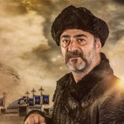 Ayberk Pekcan as Artuk Bey