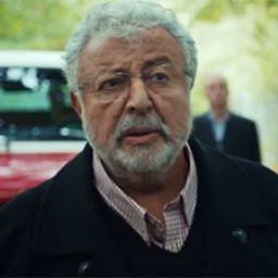 Metin Akpınar as Haşmet