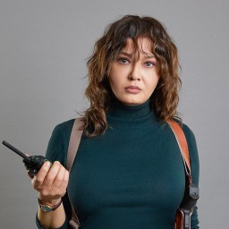 Nurgül Yeşilçay as Mihri