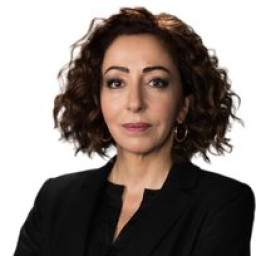 Hasibe Eren as Gülbahar