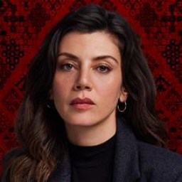 Gökçe Bahadır as Gamze